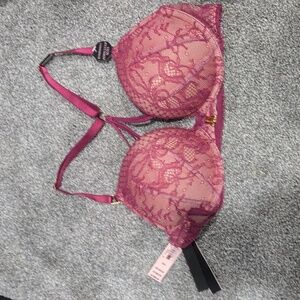 VICTORIA’S SECRET BOMBSHELL BRA ADD 2 CUP SIZES PLUNGE Push Up 32A NWOT